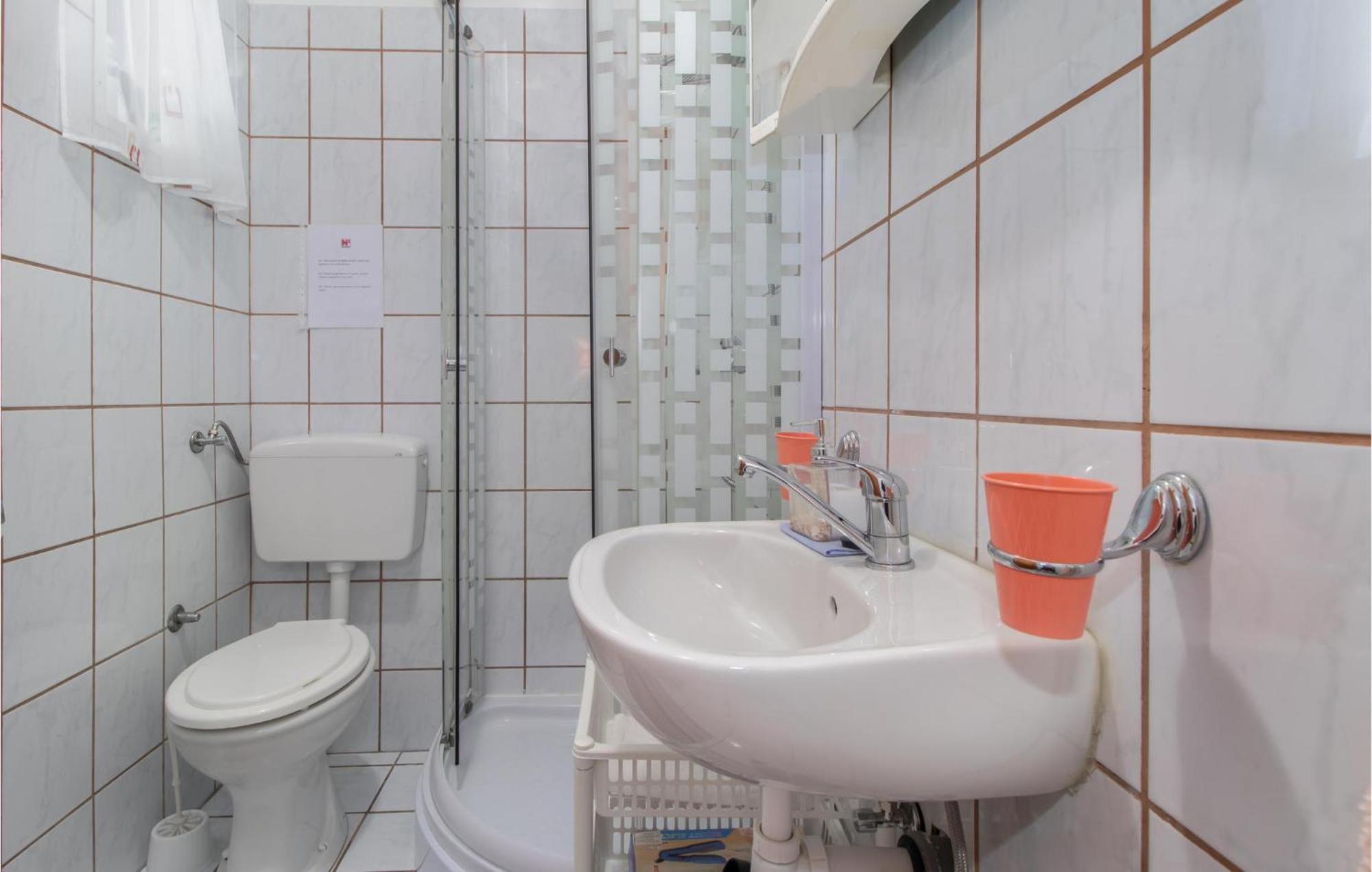 Nice Apartment In Smrika With Kitchen Экстерьер фото